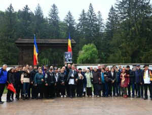 MIHAI TÎRNOVEANU – Valea Uzului 1 Uz 1